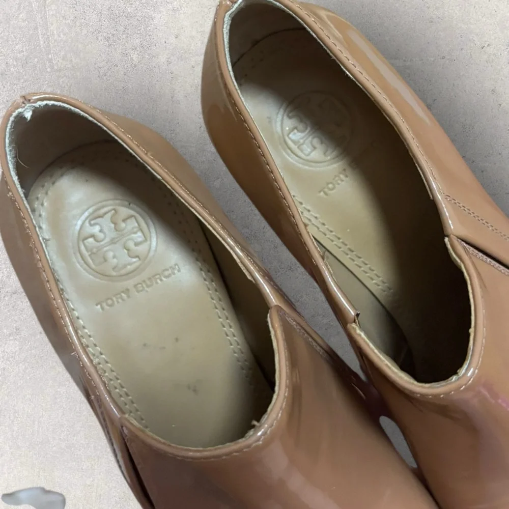 Tory Burch size camel